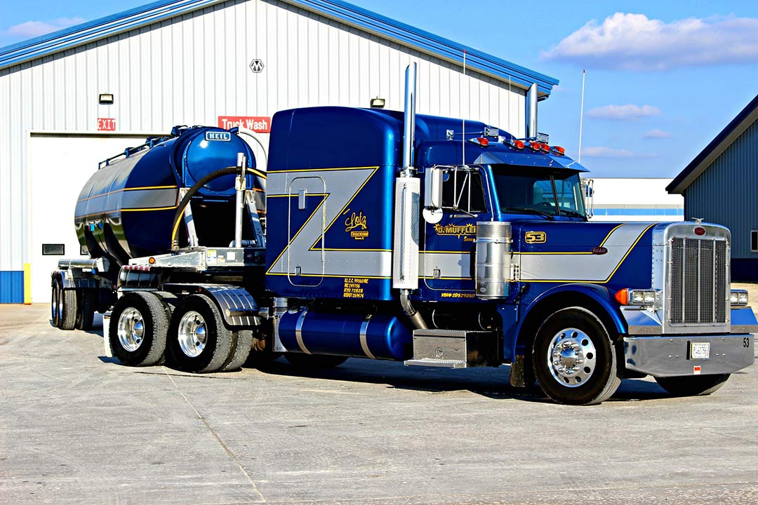 lotz trucking photo 1